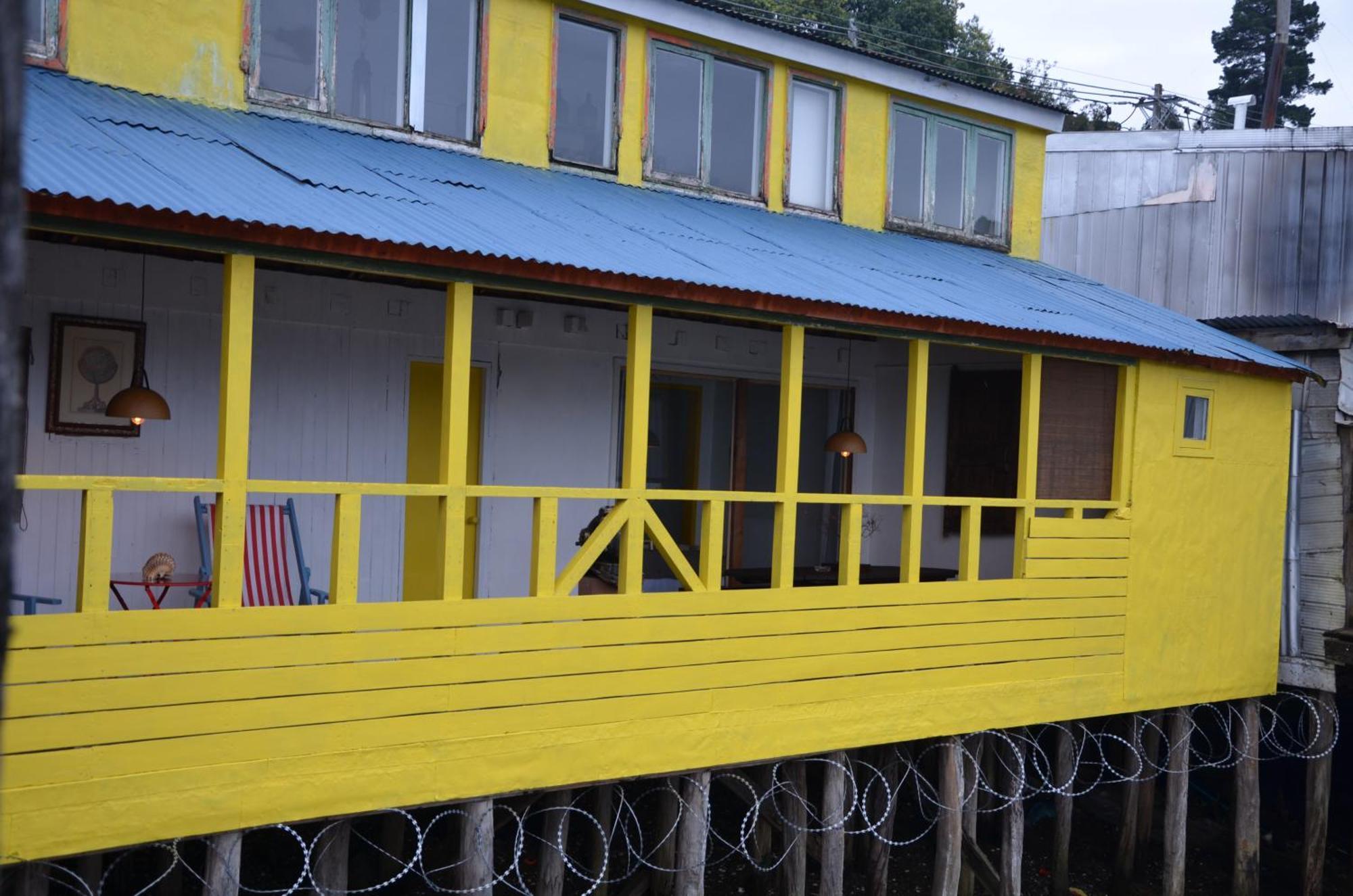 Palafito Amarillo Apartamento *
